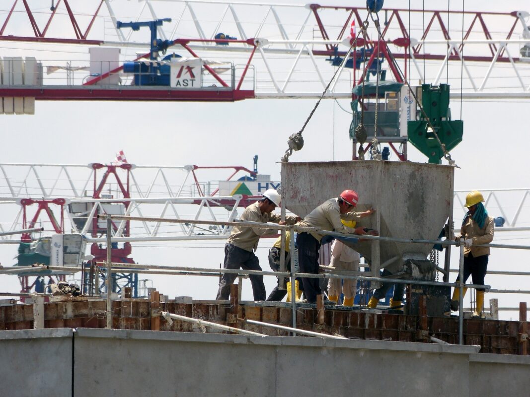 Sitearound: All in One Construction Management Technology